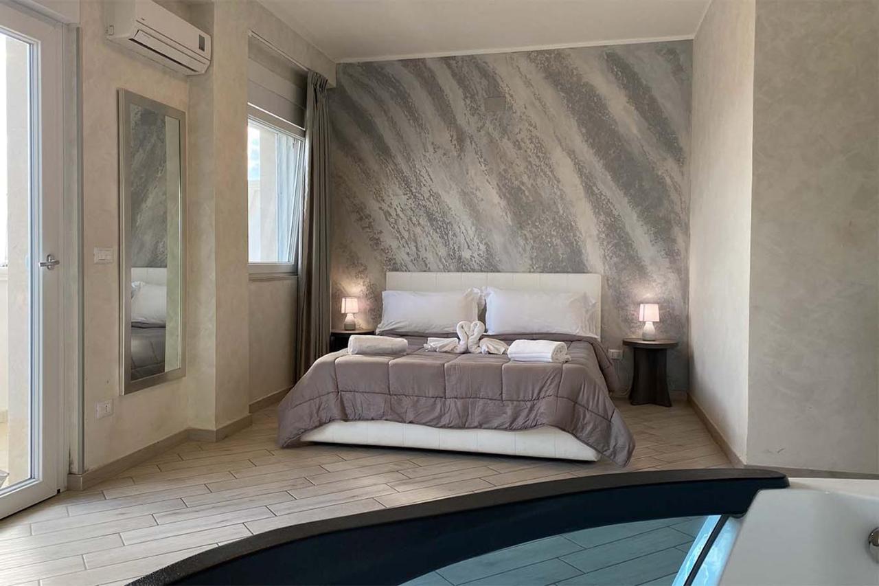 Bluebay Residence Resort Tarente Buitenkant foto