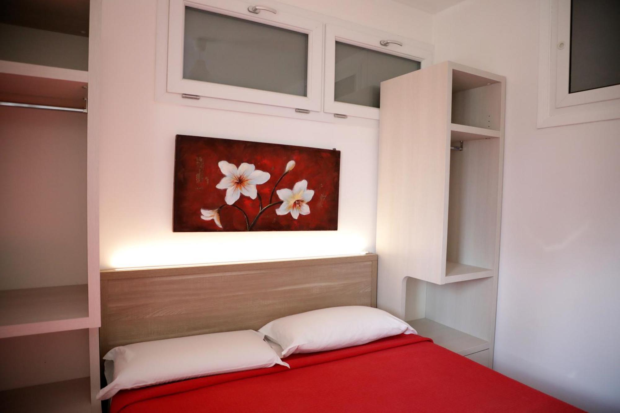 Bluebay Residence Resort Tarente Buitenkant foto