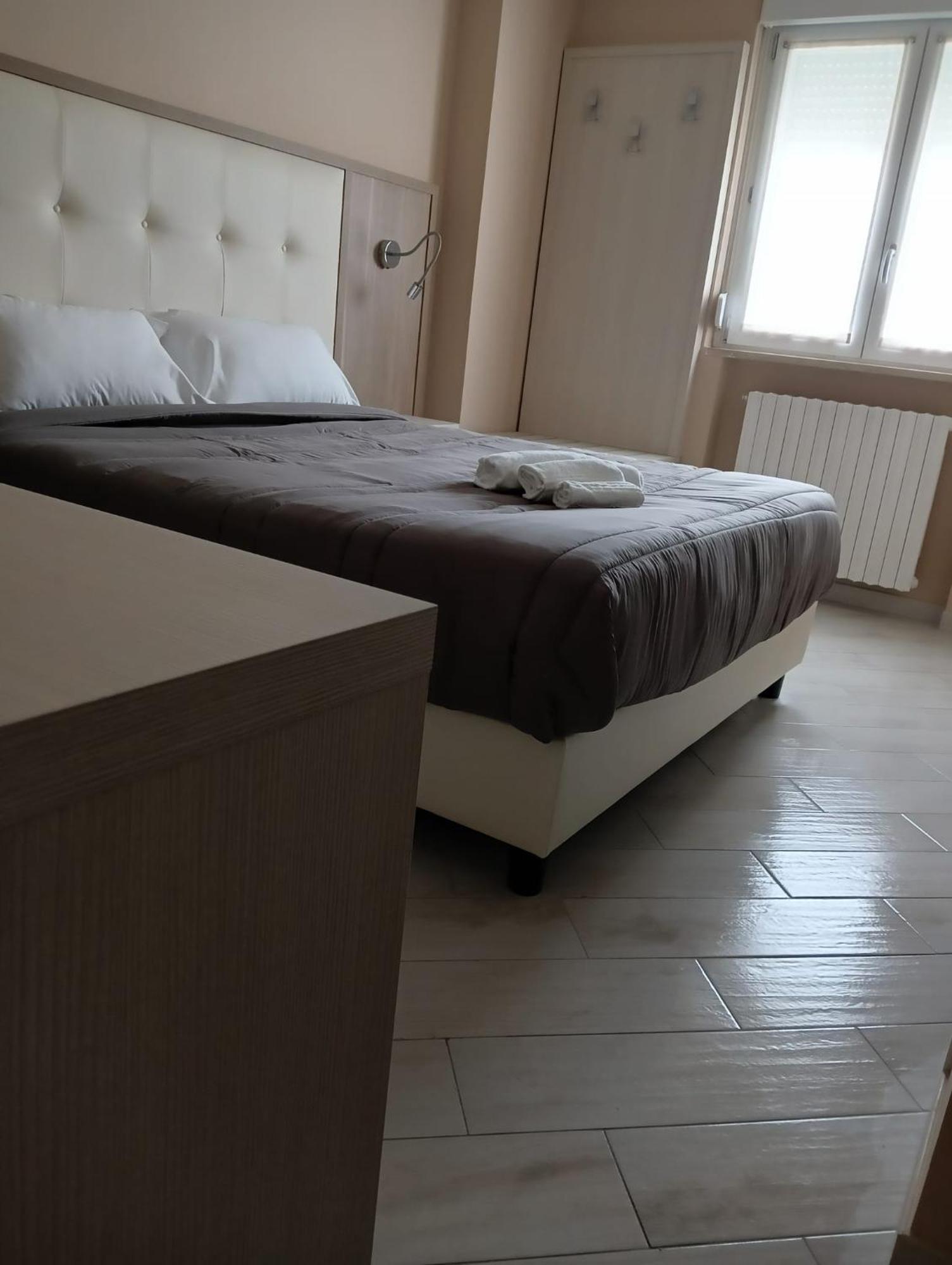 Bluebay Residence Resort Tarente Buitenkant foto