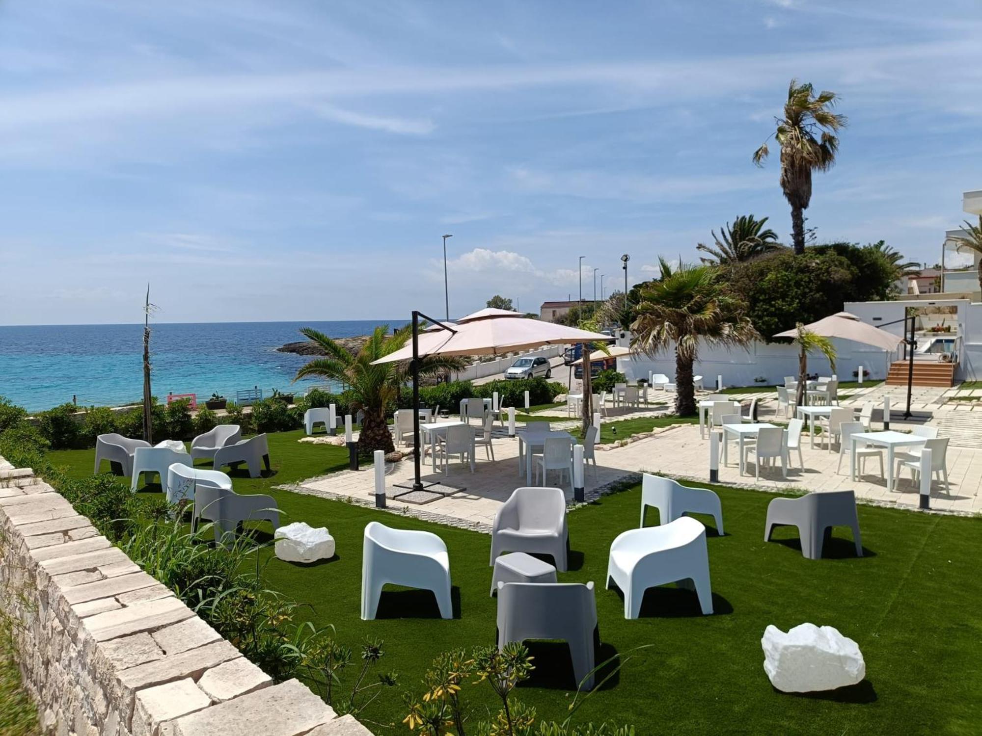 Bluebay Residence Resort Tarente Buitenkant foto