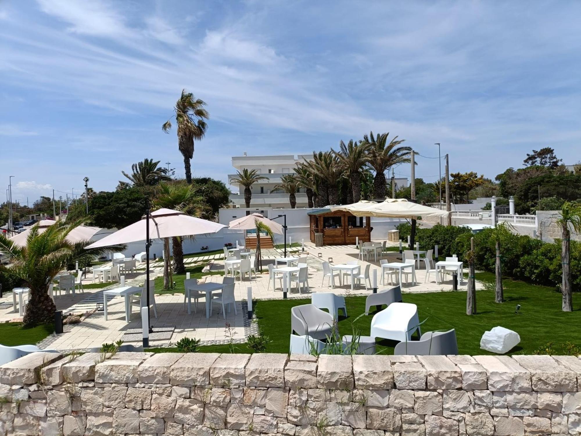 Bluebay Residence Resort Tarente Buitenkant foto